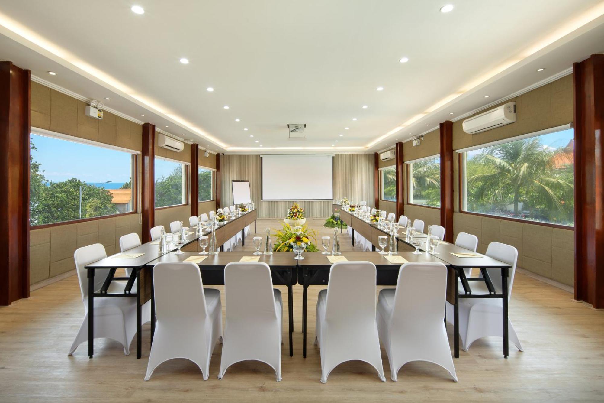 Grand Istana Rama Hotel Kuta Lombok Exterior foto
