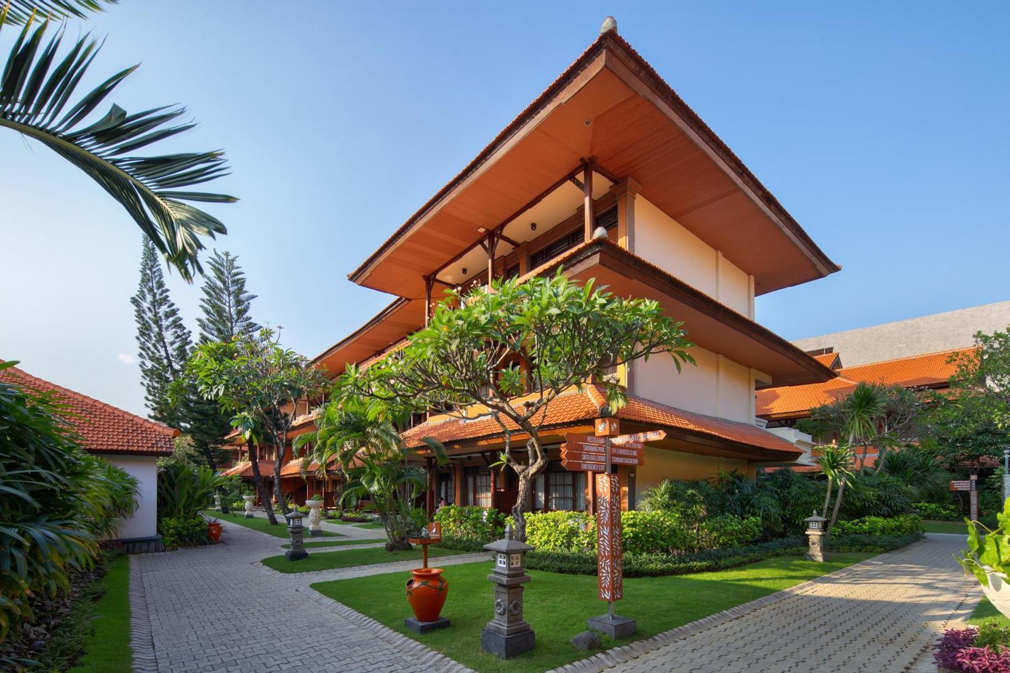 Grand Istana Rama Hotel Kuta Lombok Exterior foto